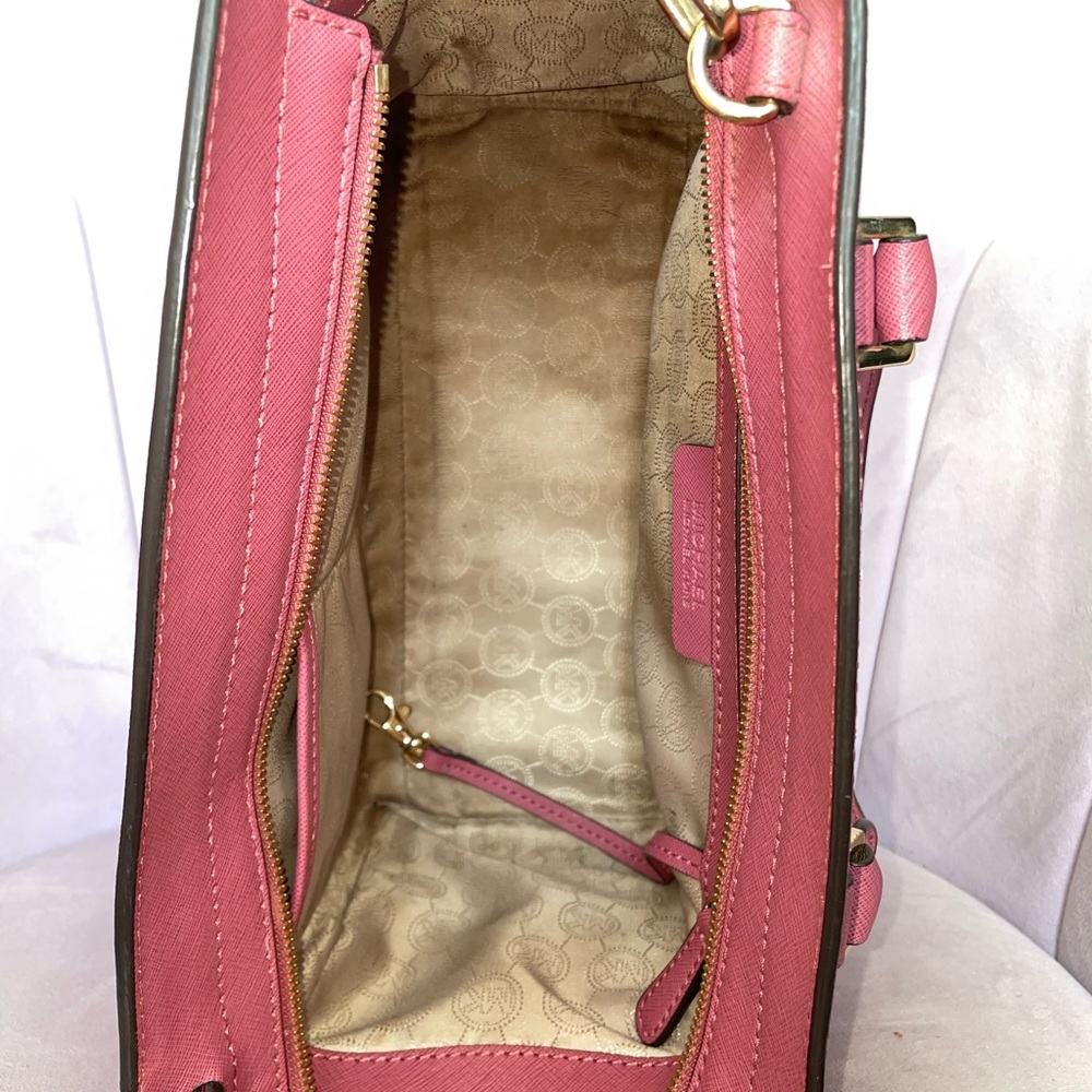 Michael Kors Barbie Pink Crossbody Bag with Gold Hardware - Picture 4 of 5